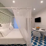 Luxury&romantic With Balcony In