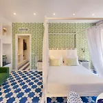 Luxury&romantic With Balcony In *