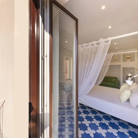 アパート Luxury&romantic With Balcony In ソレント