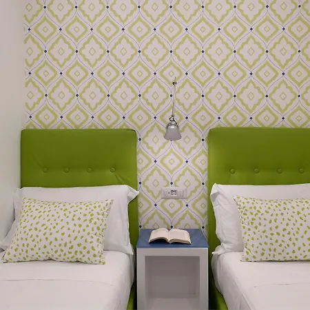 アパート Luxury&romantic With Balcony In *