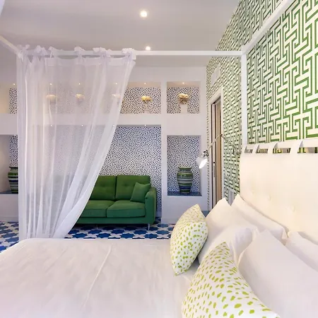 Luxury&romantic With Balcony In Apartment *